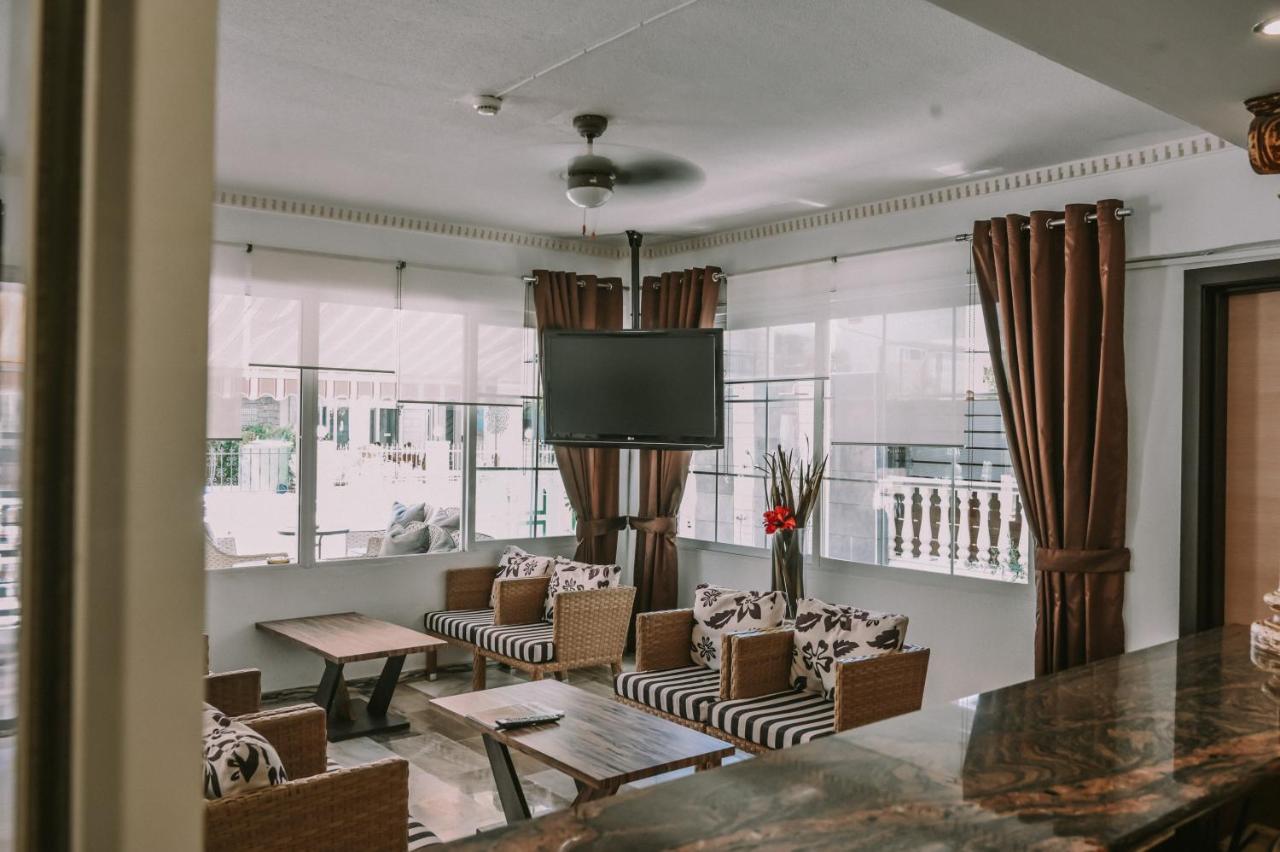 Hotel Kostas Olympiakí Aktí Luaran gambar