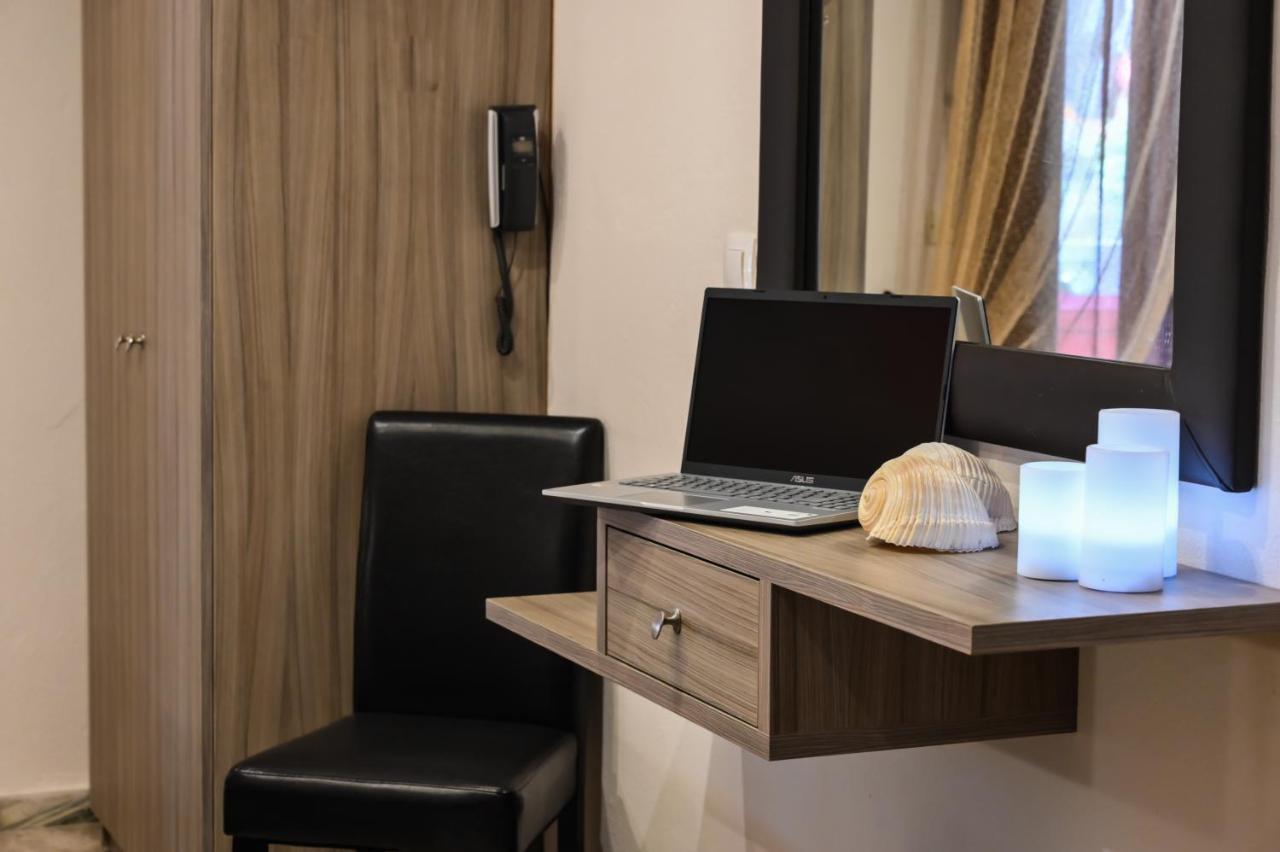 Hotel Kostas Olympiakí Aktí Luaran gambar