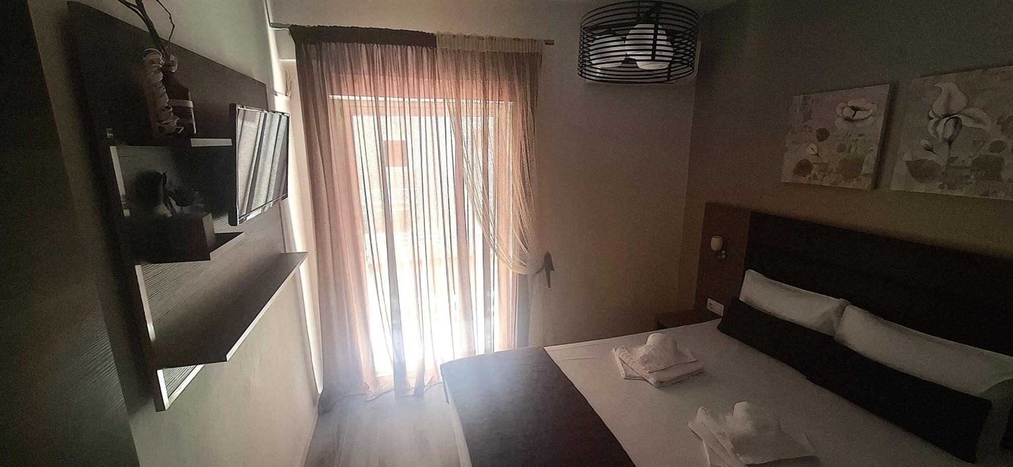 Hotel Kostas Olympiakí Aktí Luaran gambar