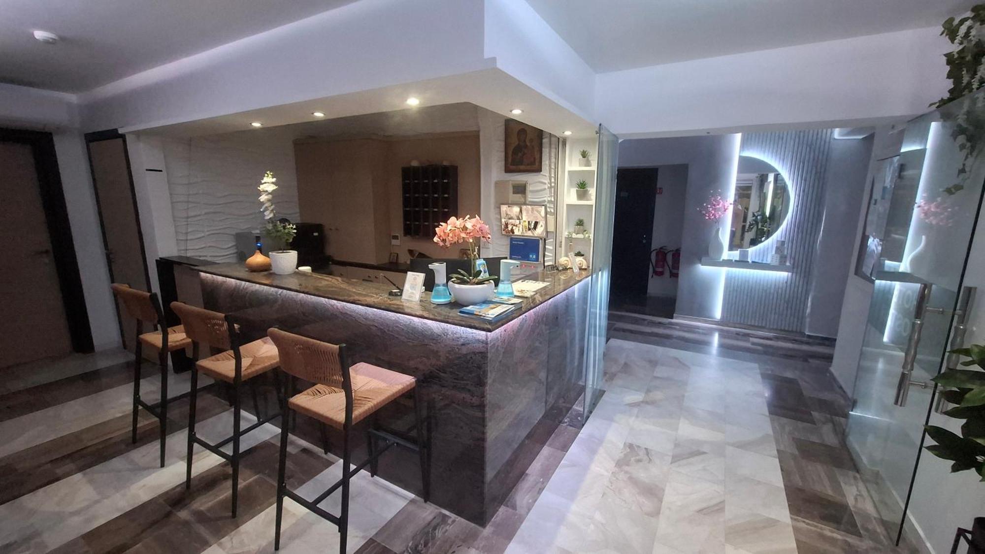 Hotel Kostas Olympiakí Aktí Luaran gambar