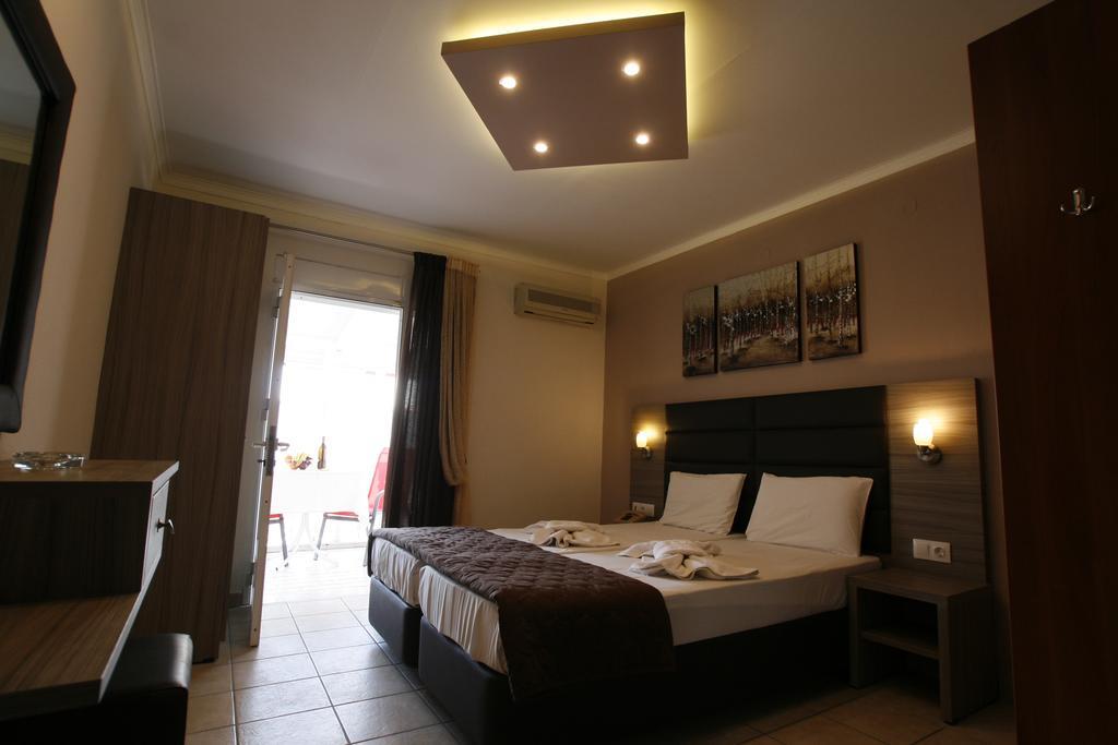 Hotel Kostas Olympiakí Aktí Luaran gambar